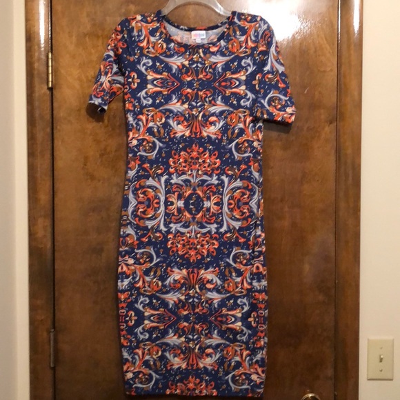 LuLaRoe Dresses & Skirts - LuLaRoe Julia, XS, GUC